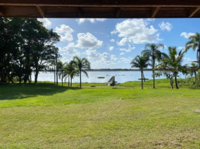 sitio com acesso ao braço do mar e aluguel lancha